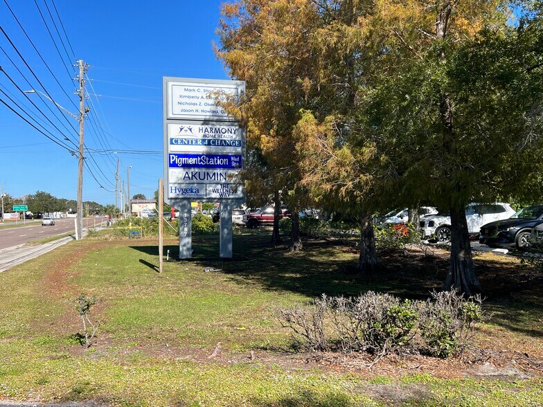 More Photos Of 13787 Belcher Rd, Largo Medical For Lease