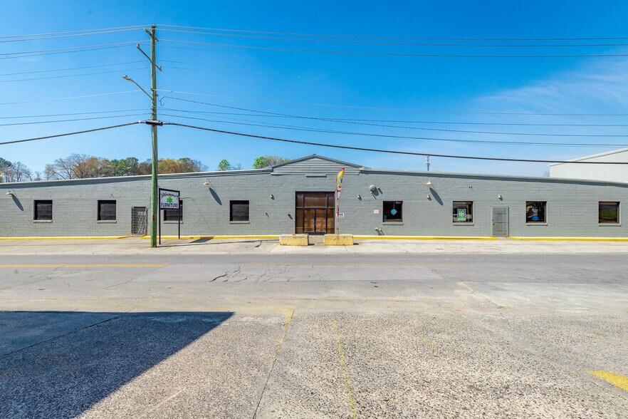 More Photos Of 406 4th Ave, Dalton Manufacturing For Sale