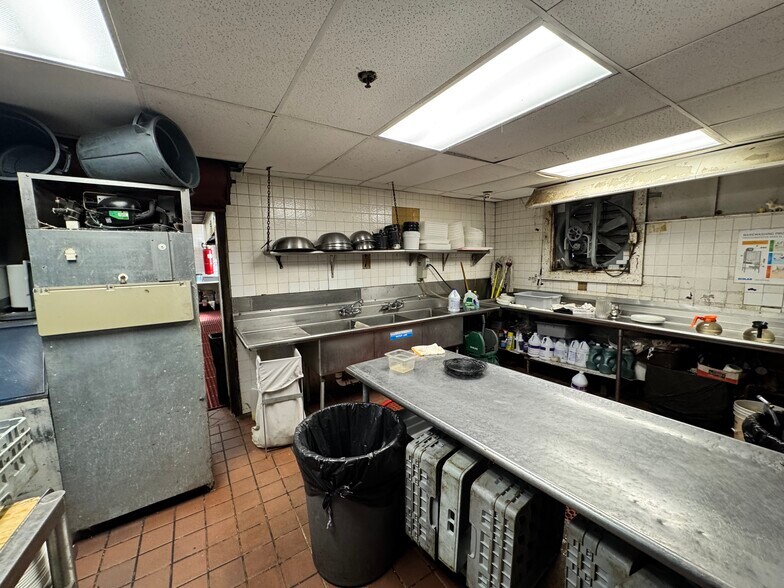 More Photos Of 420 Higgins Ave, Brielle Restaurant For Sale