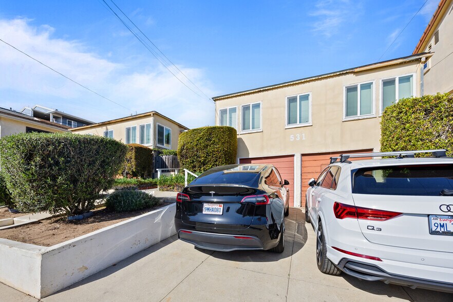 More Photos Of 529 E Walnut Ave, El Segundo Apartments For Sale