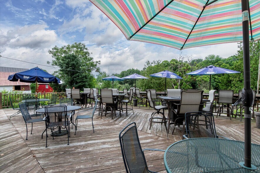 More Photos Of 40 The Common, Chester Hotel For Sale