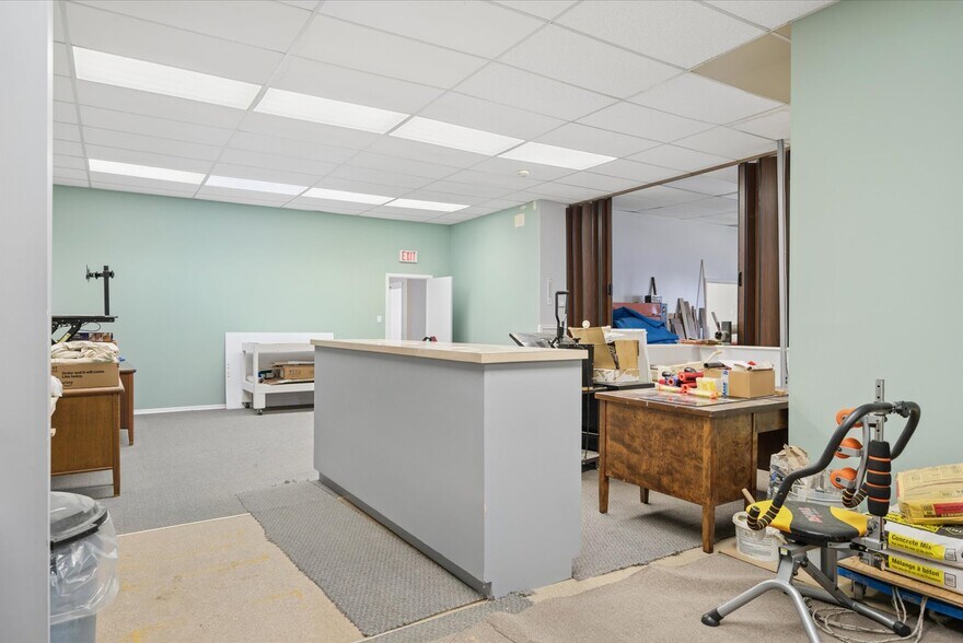 More Photos Of 21 Ann St, Brock Office For Sale