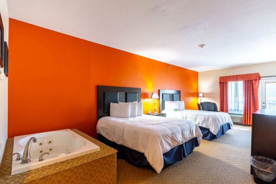 More Photos Of 22500 Rhea County Hwy, Spring City Hotel For Sale