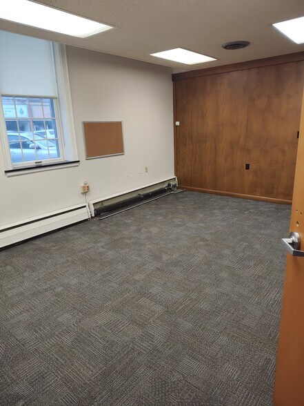 More Photos Of 701 Perry St, Napoleon Bank For Sale