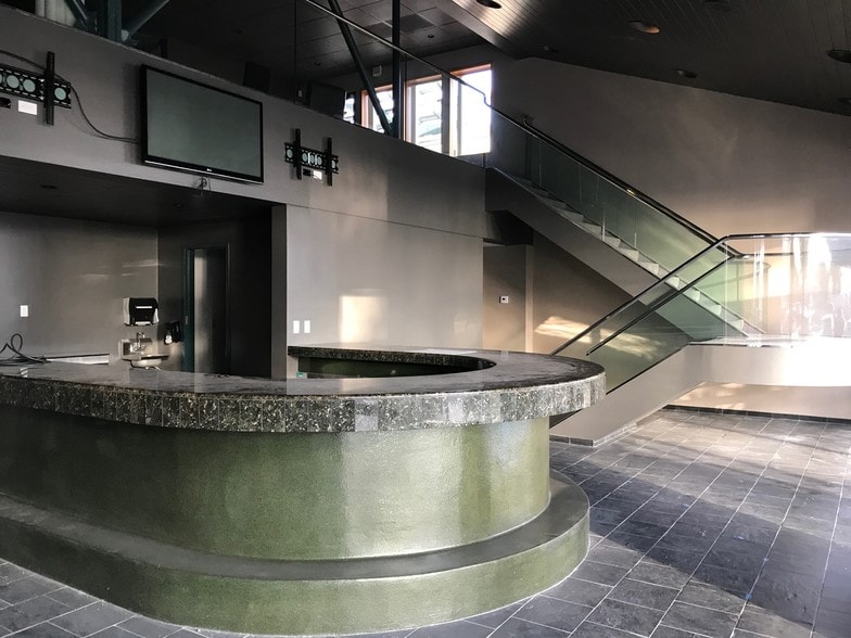 More Photos Of 1201 Camino Del Mar, Del Mar Storefront Retail Office For Lease