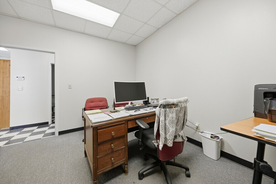 More Photos Of 1140 Finfeather Rd, Bryan Industrial For Sale