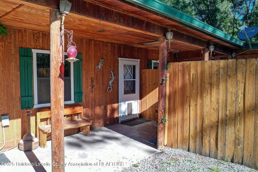 More Photos Of 616 Sudderth Dr, Ruidoso General Retail For Sale