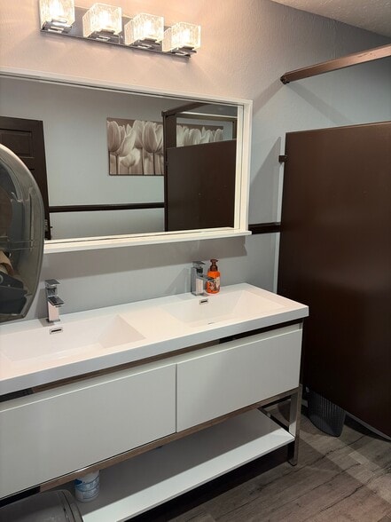 More Photos Of 16131 Whittier Blvd, Whittier Office For Lease