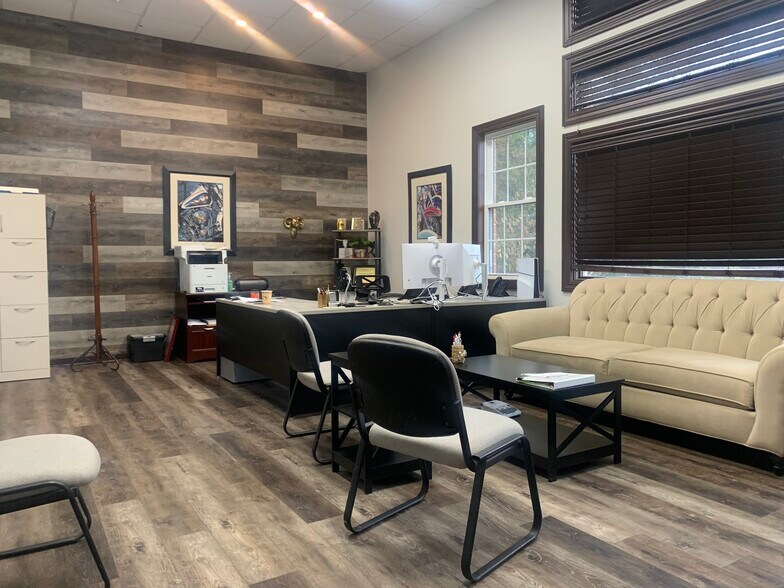 More Photos Of 4845 Fulton Dr NW, Canton Office For Lease