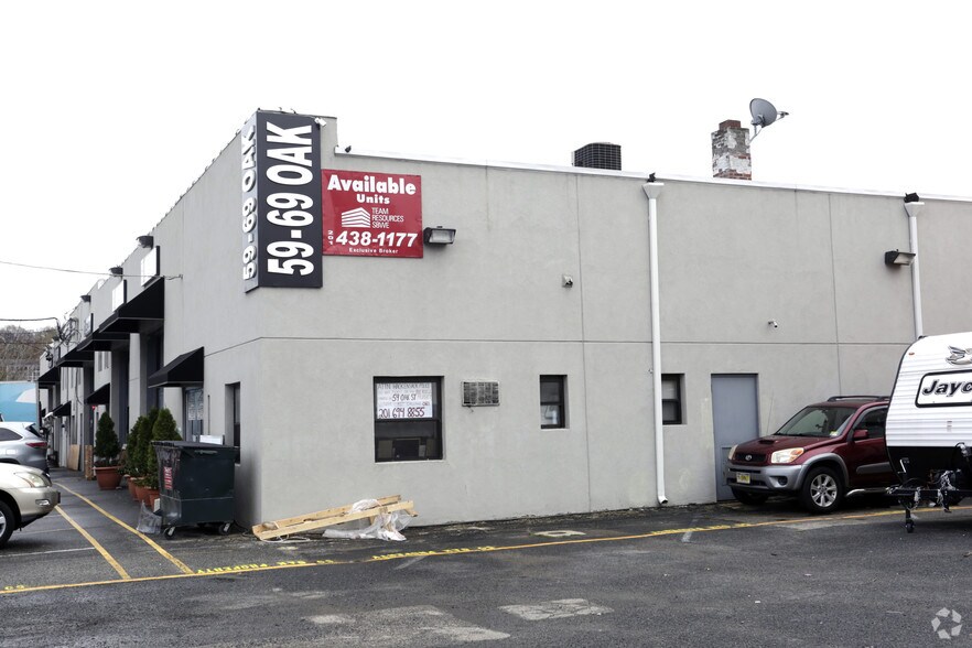 More Photos Of 59-71 Oak St, Hackensack Light Manufacturing For Lease