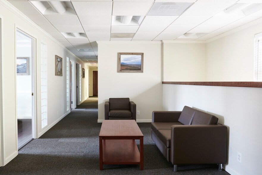 More Photos Of 51-55 Pondfield Rd, Bronxville Loft Creative Space For Lease