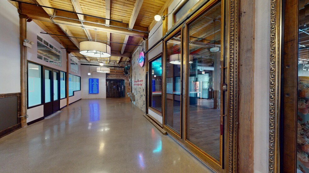More Photos Of 2150 S Canalport Ave, Chicago Loft Creative Space For Lease