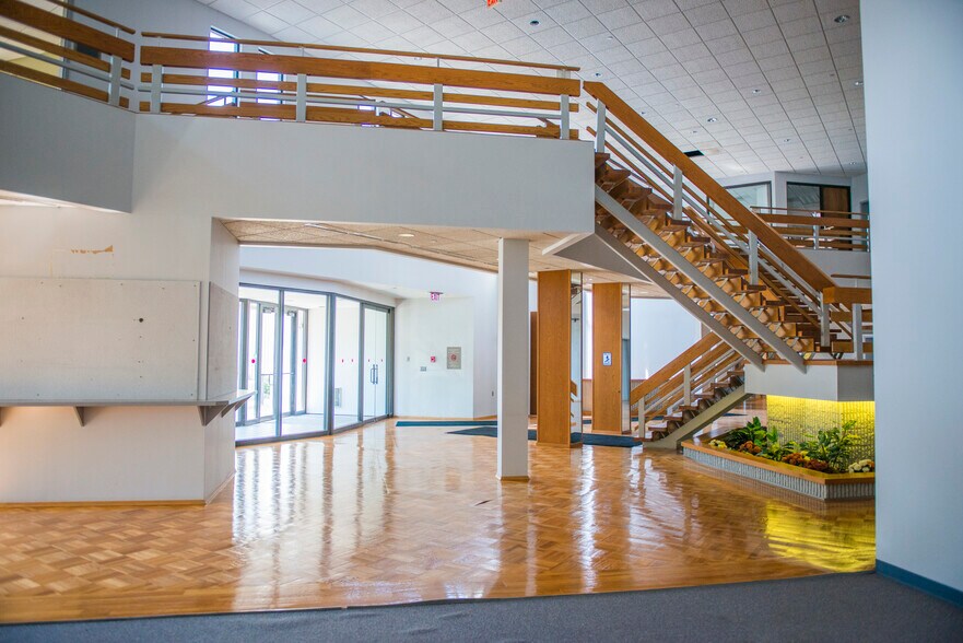 More Photos Of 1 Apollo Dr, Glens Falls Office For Lease