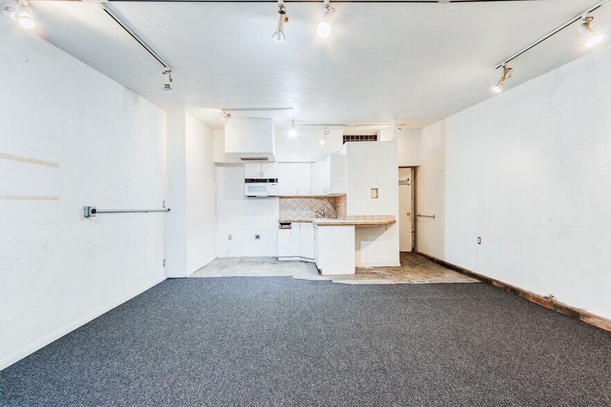 More Photos Of 8642 Venice Blvd, Los Angeles Office Residential For Sale