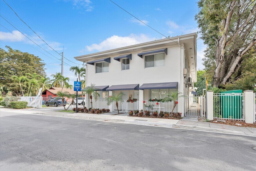 More Photos Of 6647 SW 59th Pl, Miami Apartments For Sale