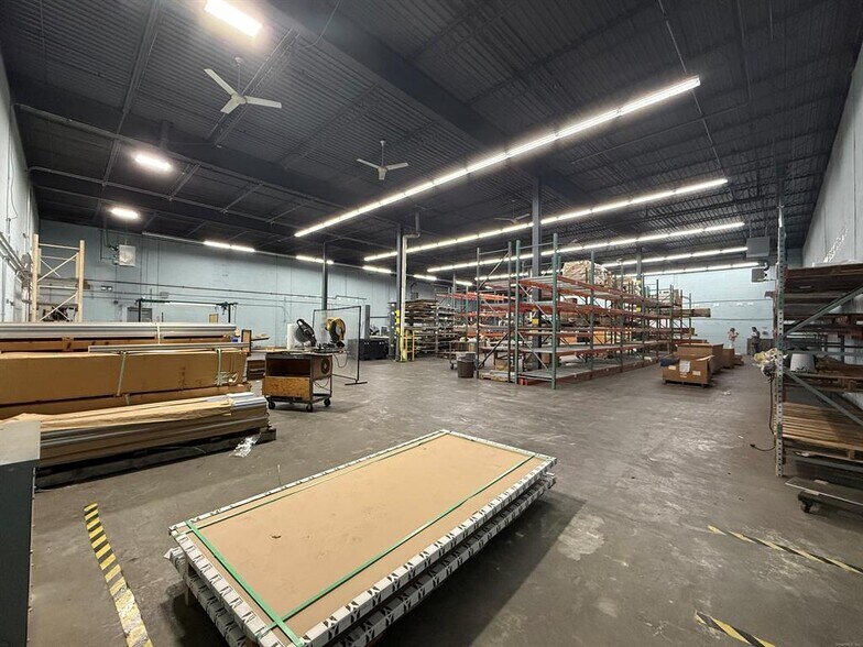 More Photos Of 135 Wood St, West Haven Warehouse For Lease