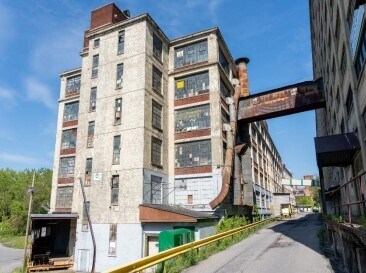 More Photos Of 50 Willow St, Amsterdam Industrial For Sale