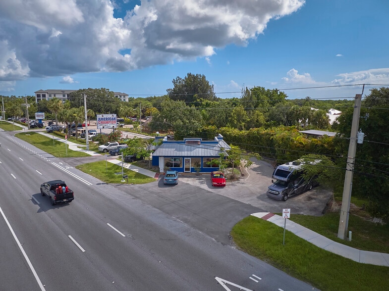More Photos Of 2095 NW Federal Hwy, Stuart Freestanding For Sale