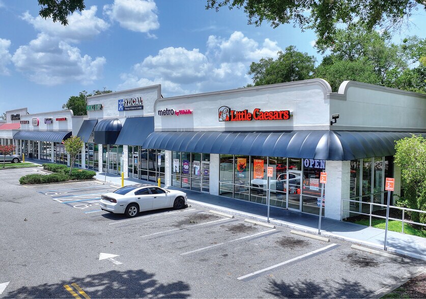 More Photos Of 445 W State Road 436, Altamonte Springs General Retail For Lease