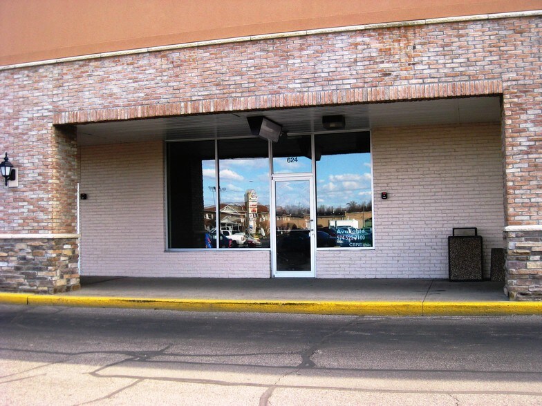 More Photos Of 500-740 W Lincoln Ave, Goshen Unknown For Lease