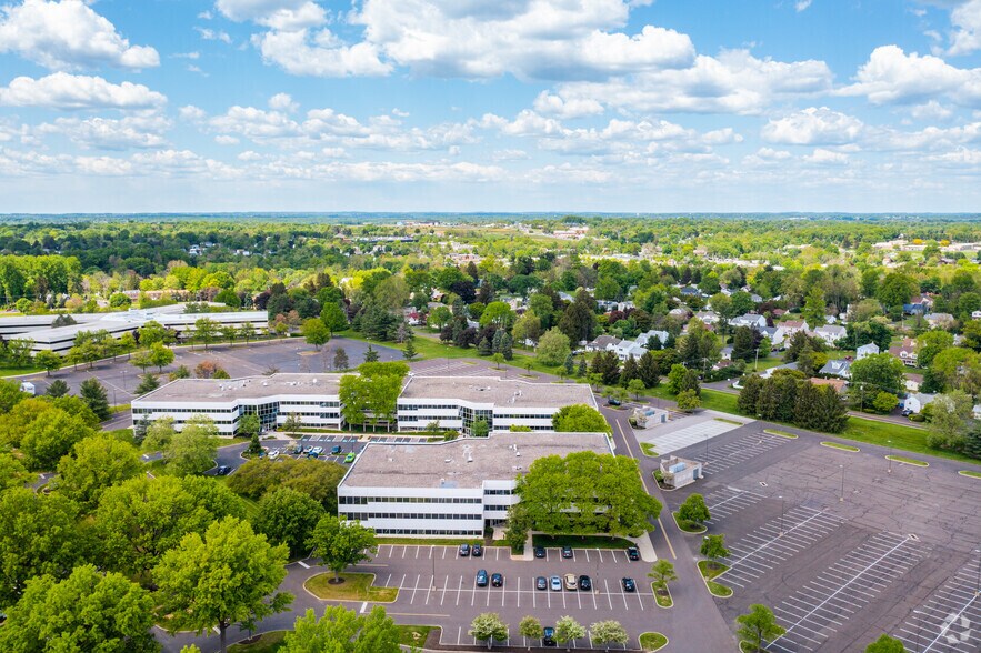 More Photos Of 200 Gibraltar Rd, Horsham Township Office For Lease