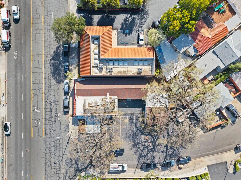 More Photos Of 2974 E Thousand Oaks Blvd, Thousand Oaks Storefront For Lease