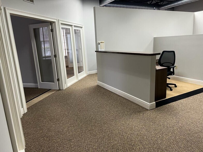 6037 Winthrop Commerce Ave, Riverview, FL 33578 Office For Lease