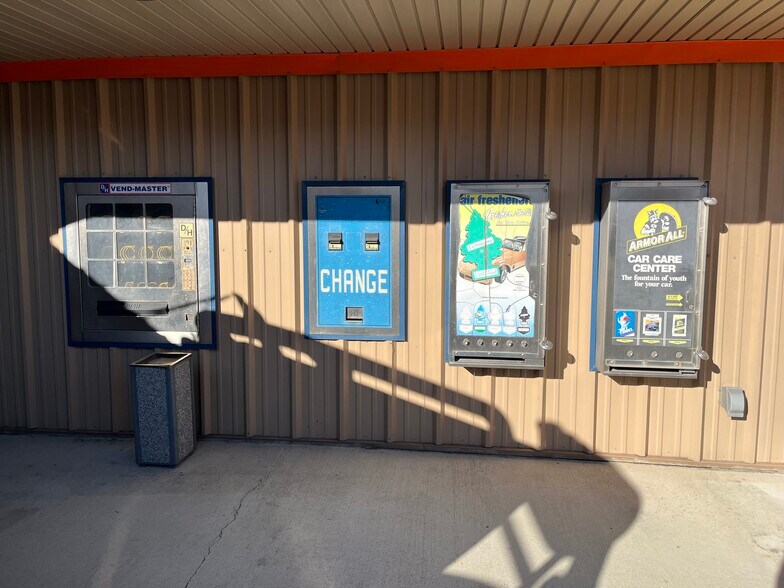 More Photos Of 3550 S Lafountain St, Kokomo Carwash For Sale