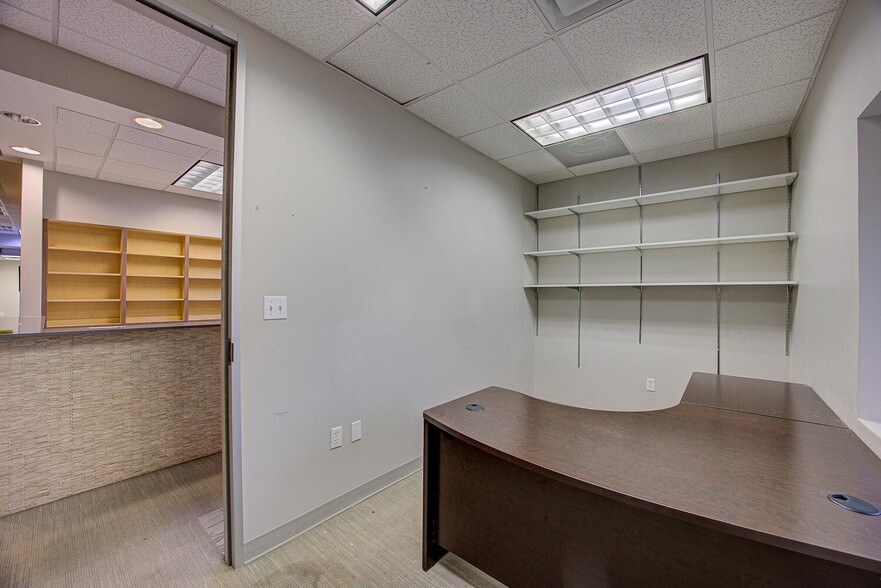 More Photos Of 311 S Highway 183, Leander Medical For Sale