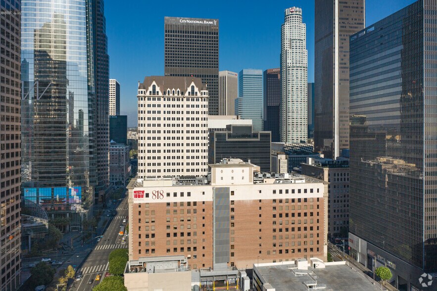 More Photos Of 818 W 7th St, Los Angeles Telecom Hotel Data Hosting For Lease