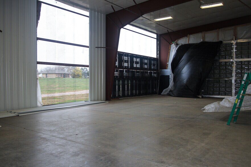 More Photos Of 501 N 16th St, Beresford Warehouse For Sale