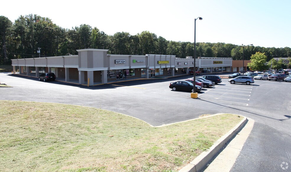 More Photos Of 2906-2930 Evans Mill Rd, Lithonia Storefront For Lease