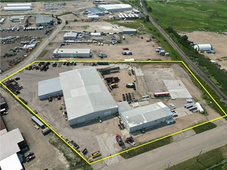 More Photos Of 46 Mccool Cres, Crossfield Warehouse For Sale