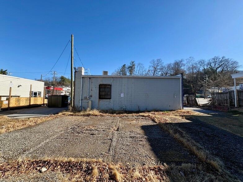 More Photos Of 233 Biltmore Ave, Asheville Office For Lease