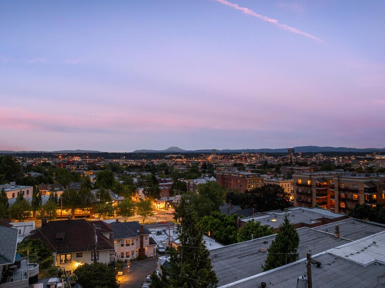 More Photos Of , Portland Multifamily For Sale