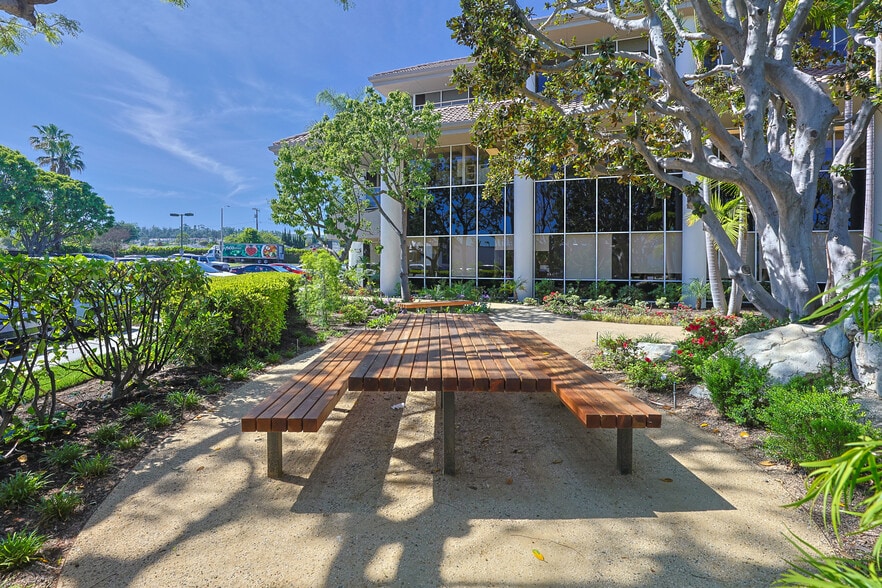 More Photos Of 3525 E Pacific Coast Hwy, Torrance Unknown For Lease