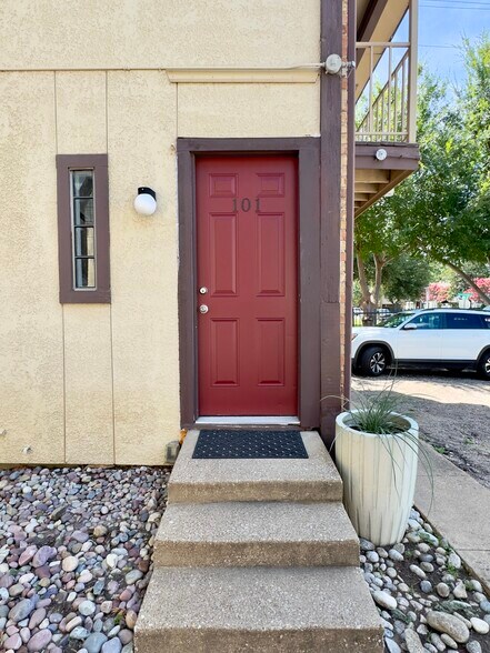 More Photos Of 4000 Rawlins St, Dallas Multifamily For Sale
