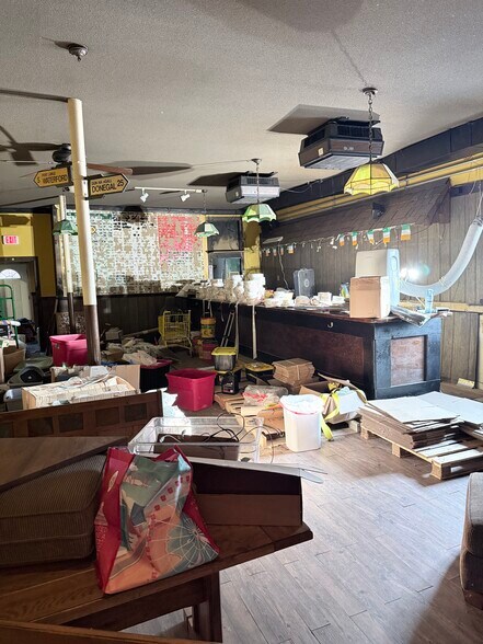 More Photos Of 8 Yeoman St, Amsterdam Flex For Sale