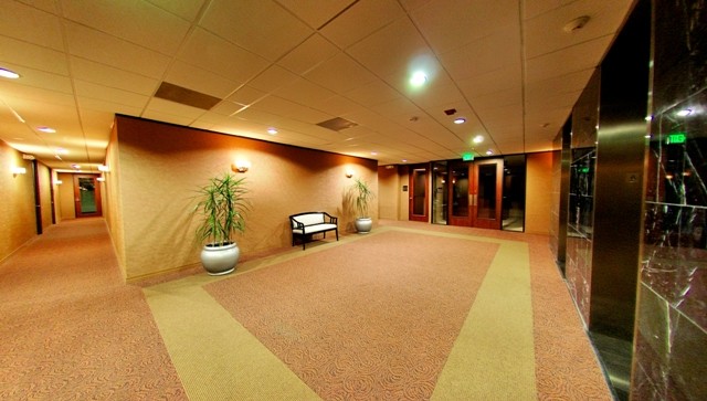 More Photos Of 5225 Katy Fwy, Houston Office For Lease