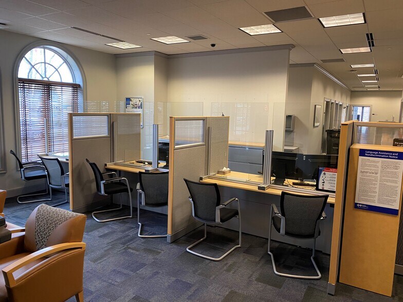 More Photos Of 151 Central Ave, Holland Office For Lease