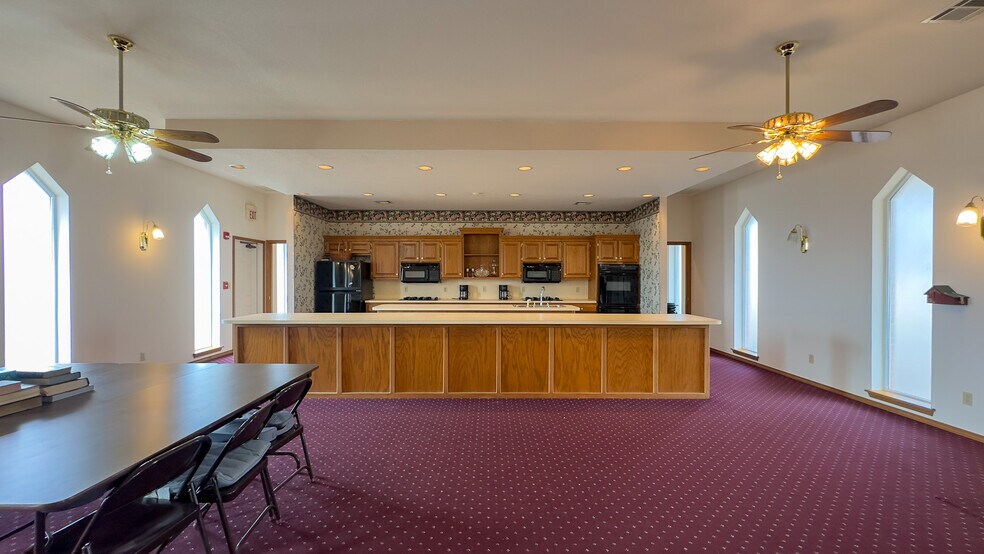 More Photos Of 907 N Oklahoma St, Tryon Religious Facility For Sale