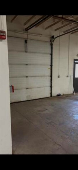 More Photos Of 3075 N Plaza Dr, Rapid City Distribution For Lease