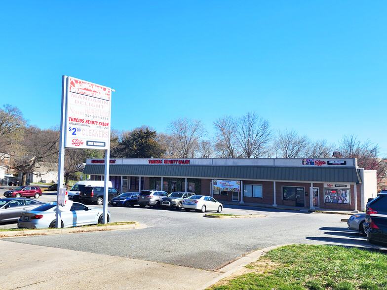 Primary Photo Of 10605-10613 Montgomery Rd, Beltsville Freestanding For Sale