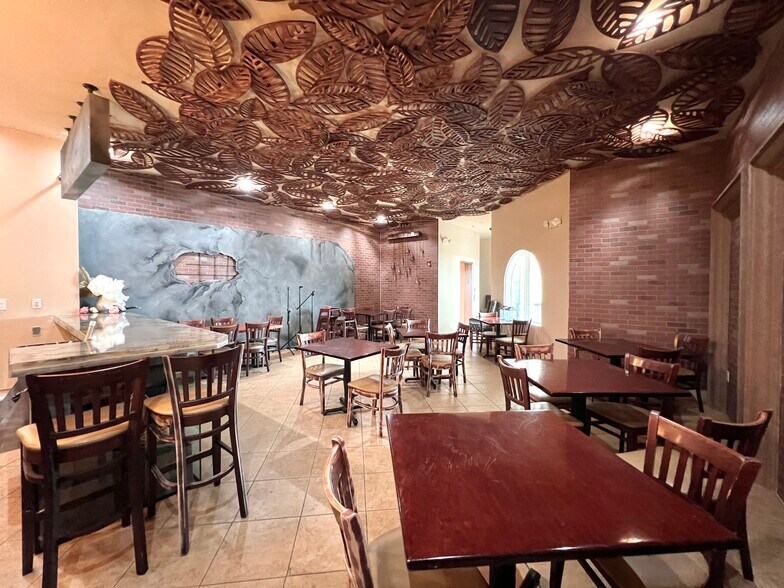 More Photos Of 223 Valencia Ave, Coral Gables Restaurant For Sale