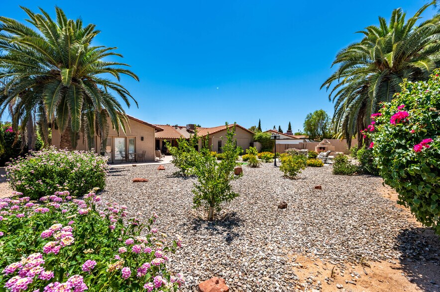 More Photos Of 12558 N 76th St, Scottsdale Assisted Living For Sale