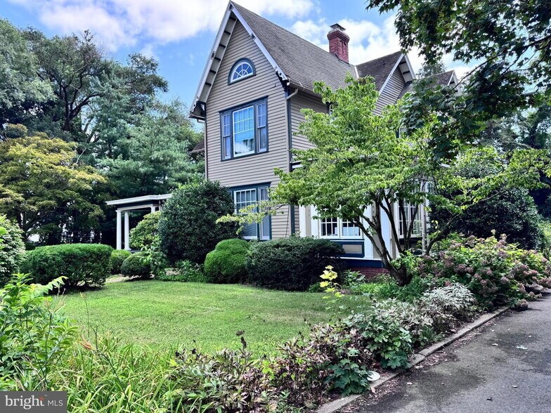 Primary Photo Of 222 S Washington St, Millsboro Multifamily For Sale