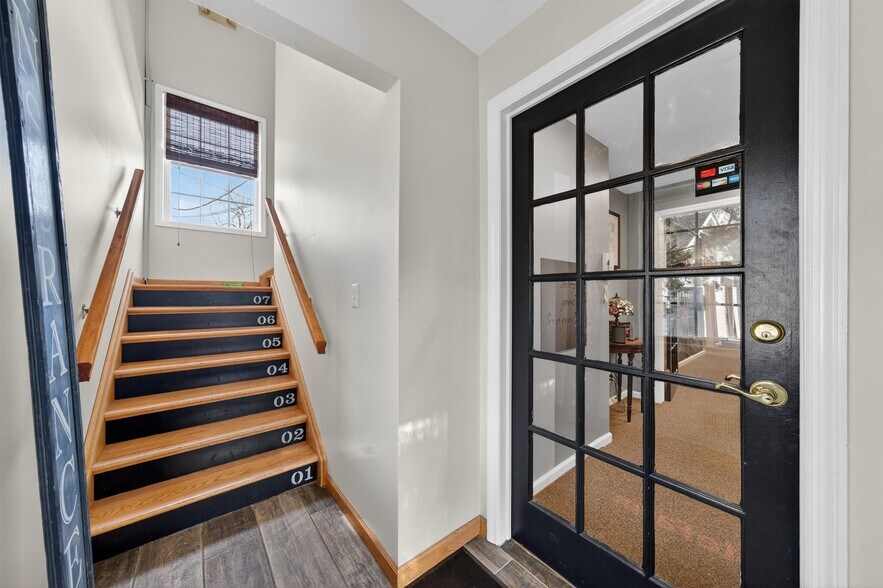 More Photos Of 531 Route 32, Highland Mills Office For Sale