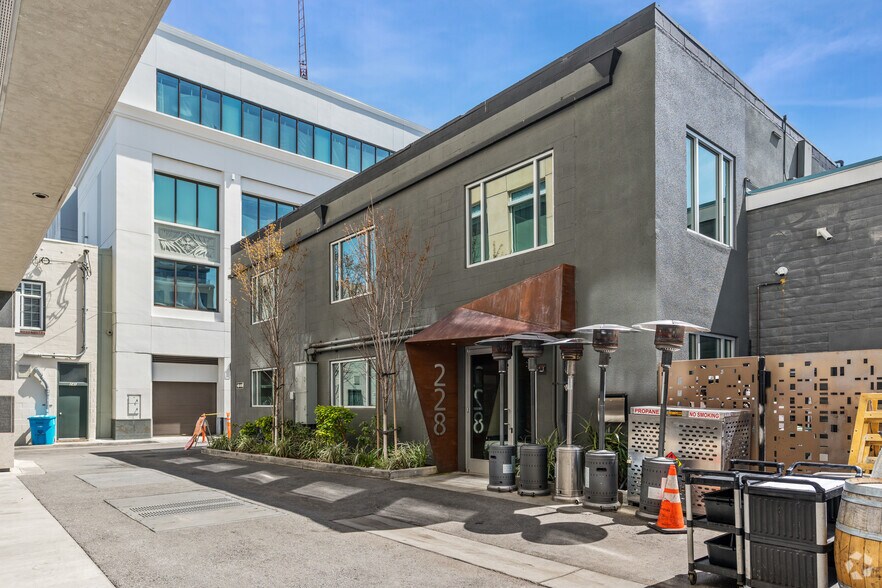 More Photos Of 228 Lorton Ave, Burlingame Loft Creative Space For Lease