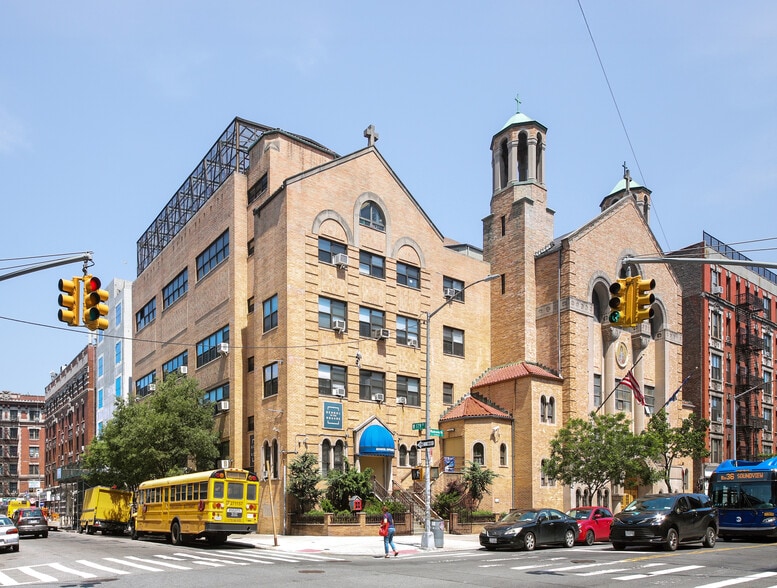 More Photos Of 124 Wadsworth Ave, New York Religious Facility For Lease