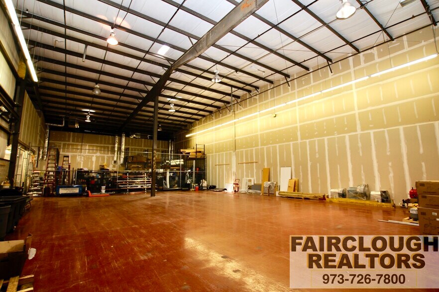 More Photos Of 210 West Parkway, Pompton Plains Light Distribution For Lease